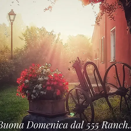 Adriano Pedretti Farm stay *