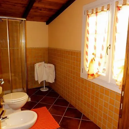 Farm stay Adriano Pedretti *